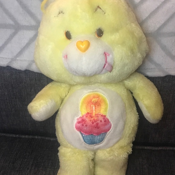Care Bears Toys Birthday Bear Yellow Care Bears 983 Vintage 13 Plush Collectible Toy Rare